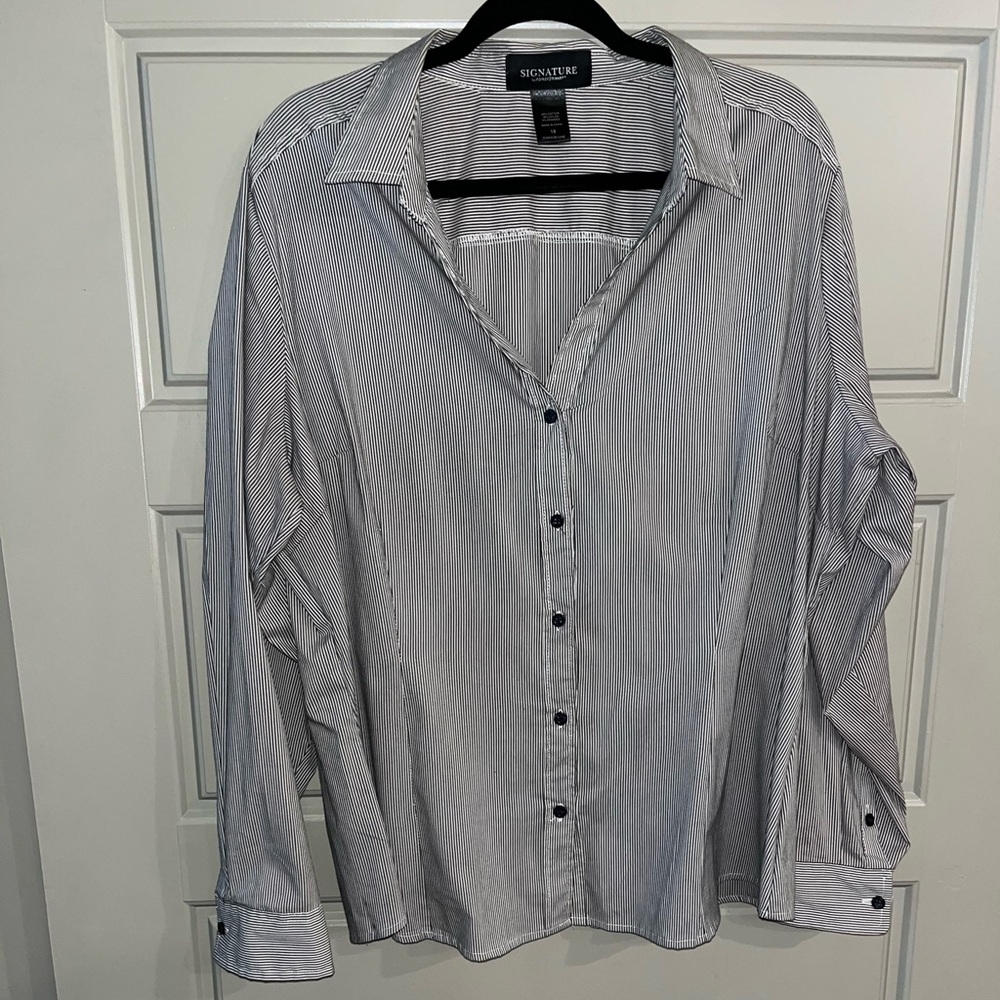 Ashley Stewart Women’s Black and White Striped Shirt